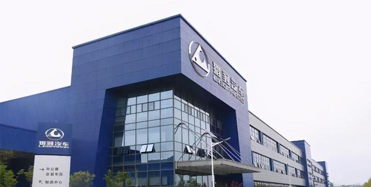 汽车品牌发展历史,猎豹汽车铭牌在哪里