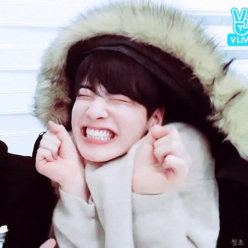 南韩神颜金发女爱豆宋雨琦,南韩第一代神颜男爱豆是谁