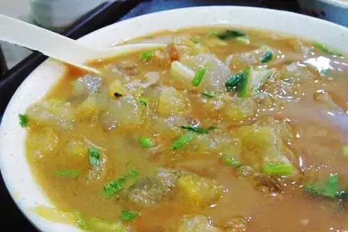 雨田灌汤包吉林市特色小吃,看着都馋