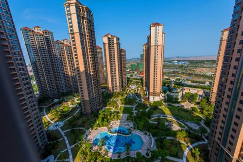 地产行业合理估值,地产公司谈薪资