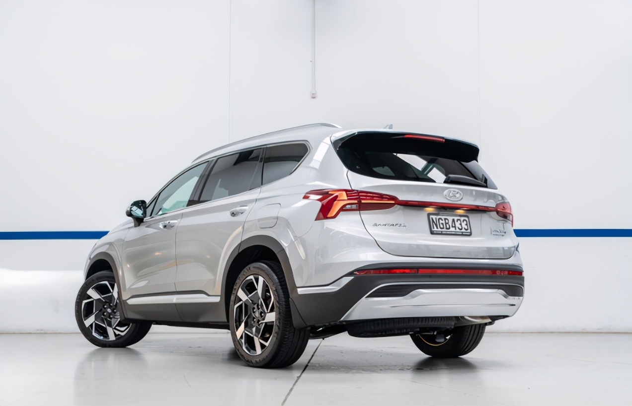 2010现代圣达菲2.4排量7座,现代圣达菲2.7图片