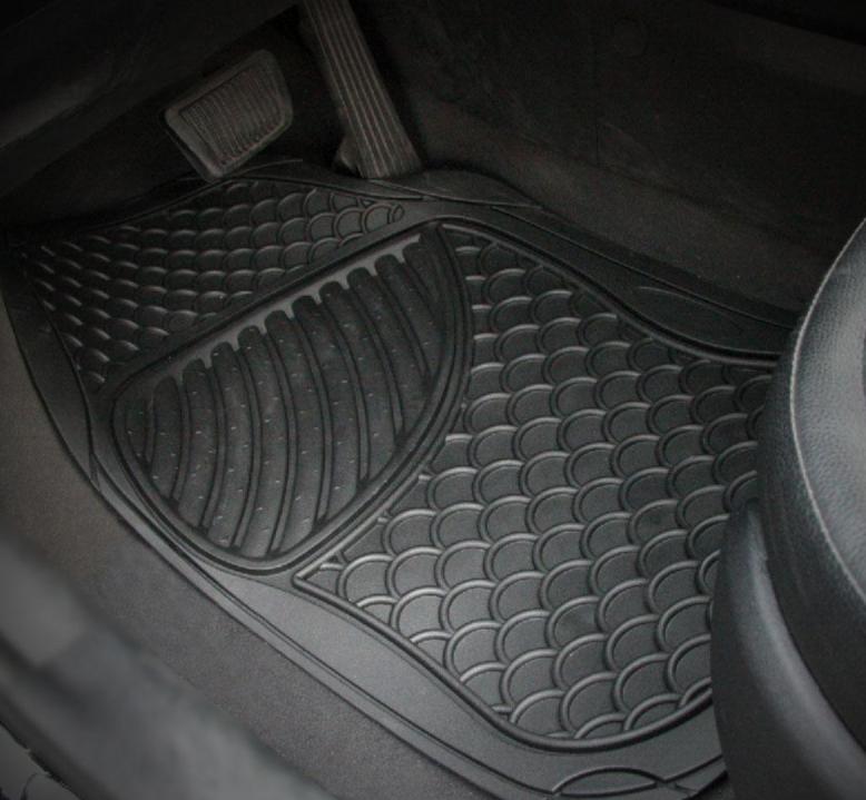 如何选择汽车脚垫实用是最重要的,汽车脚垫选购