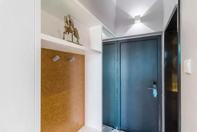 被楼上噪音吵得睡不着该怎么办,住在边户马路边好吵怎么办