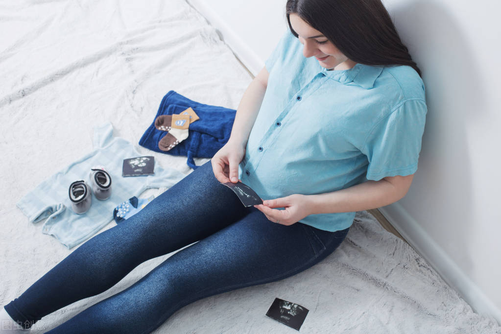 人工授精有双胞胎或多胞胎的几率,怀双胞胎的几率和男女有关系吗