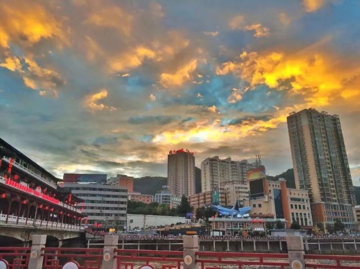 宝鸡附近避暑绝佳的地方,宝鸡十大避暑景点排名第一