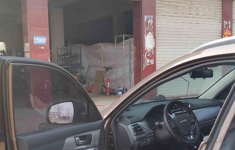 哈弗h2隐藏式行车记录仪怎么拆卸,哈弗h2后视镜式行车记录仪