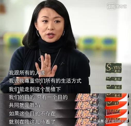 她28岁变性，父亲被嘲笑“这是你儿子还是女儿？”，一句话暖哭