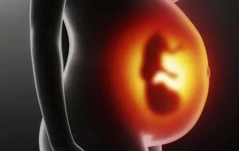 2个部位突然疼是月经来了？医生说出中奖真相，女人羞红了脸