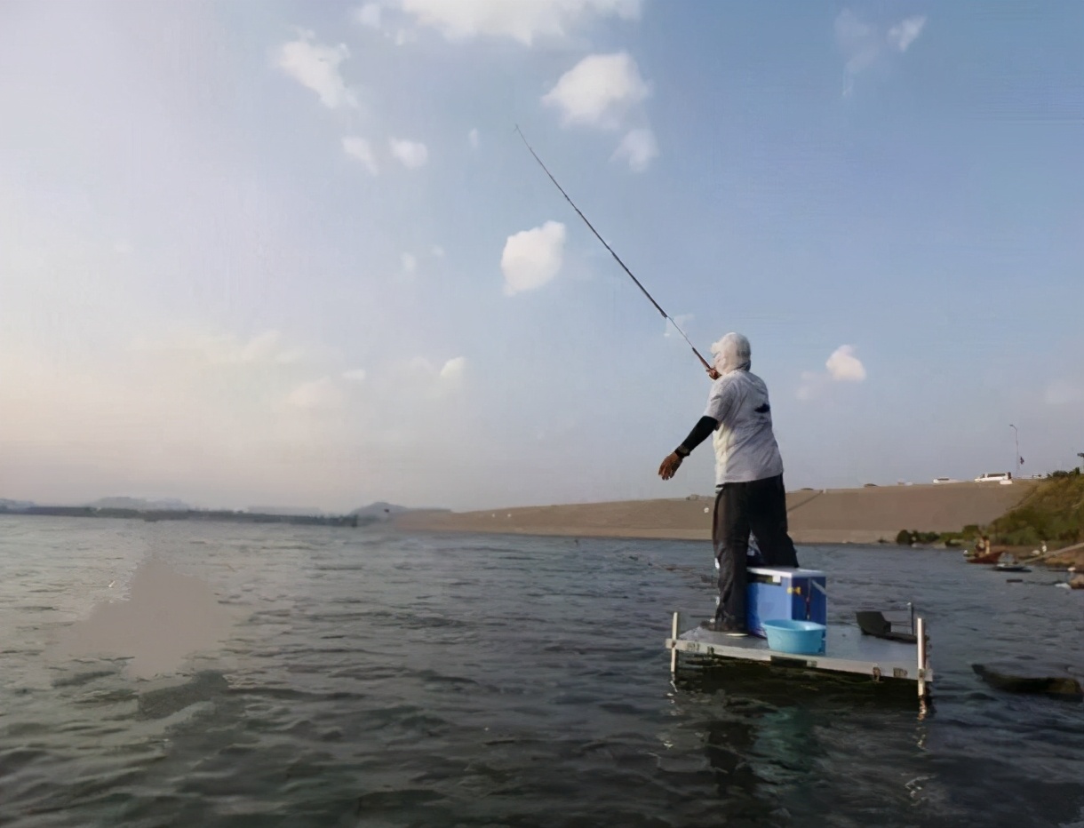 21目小碎目浮漂钓鲫鱼调几目最佳,浮钓调漂的正确方法与技巧