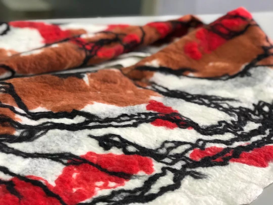 中国产的羊绒衫在俄罗斯卖多少钱,中国阿玛尼衣服代工厂