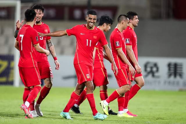 国足5比0胜马尔代夫张玉宁,阿兰洛国富武磊张玉宁