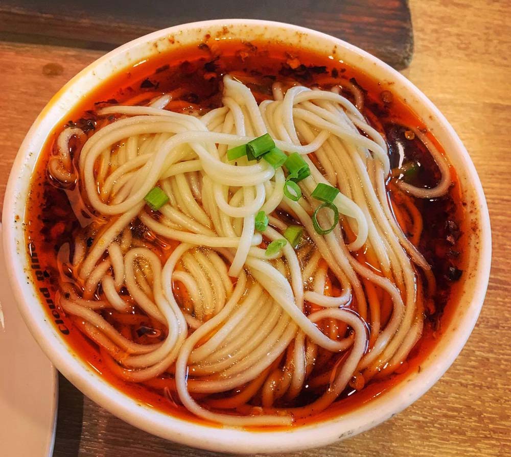 重庆网红吃面打卡点,重庆美食推荐网红面