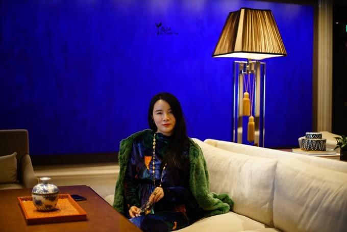 缇ゅ厜鍚涙偊,缇ゅ厜鍚涙偊閰掑簵澶滄櫙