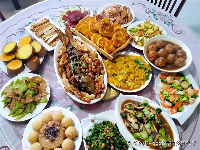 蓝天下的蓟县农家院,蓟县农家院山里的美景