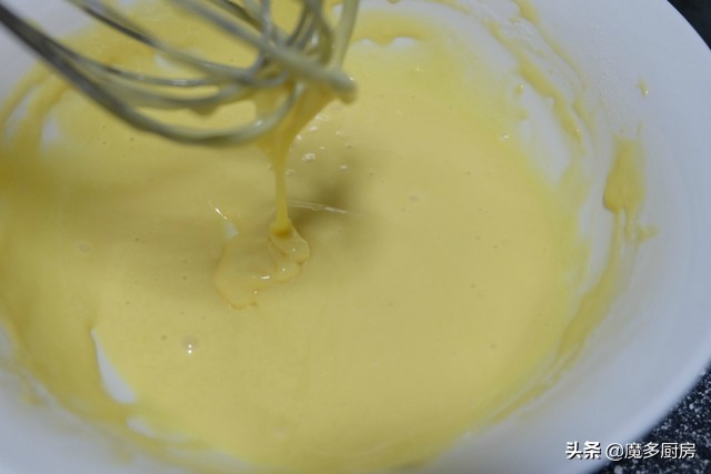 做蛋糕200克的面粉需要几个鸡蛋,自制蛋糕只用一个鸡蛋就可以做