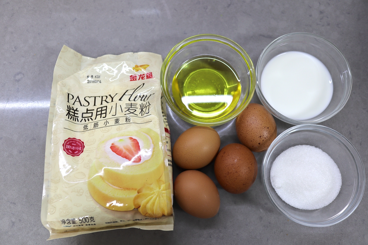 戚风蛋糕卷要烤多久才不掉皮,戚风蛋糕不开裂不塌陷的诀窍