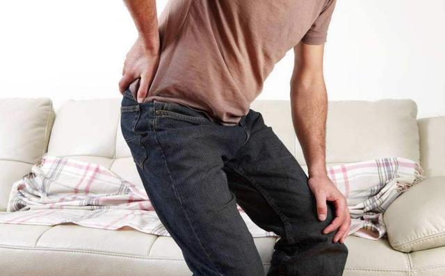 男缓解腰痛的最佳动作,导致腰疼的几个姿势