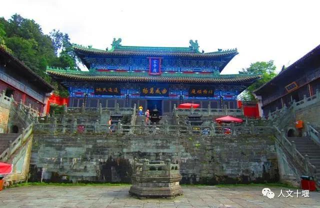 武当山南岩宫简介,武当山南岩宫灵异故事