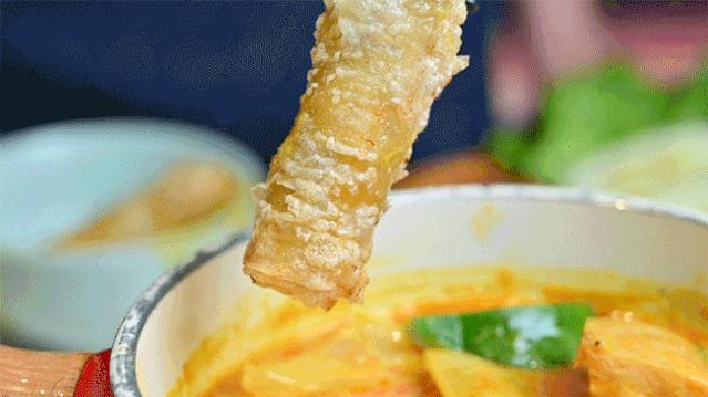 花城汇椰子鸡煲,花城汇美食椰子鸡