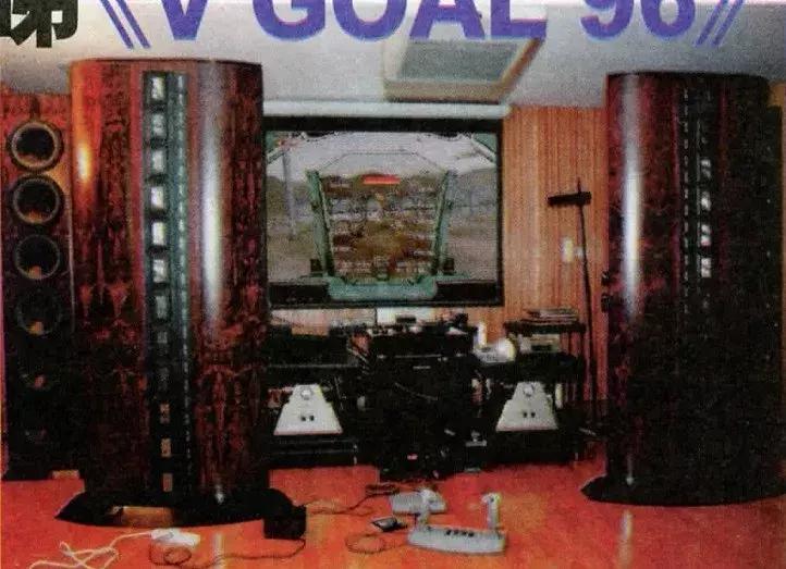 MAN毒说-有钱人的快乐根本想象不到,二十年前的壕是怎么玩游戏的