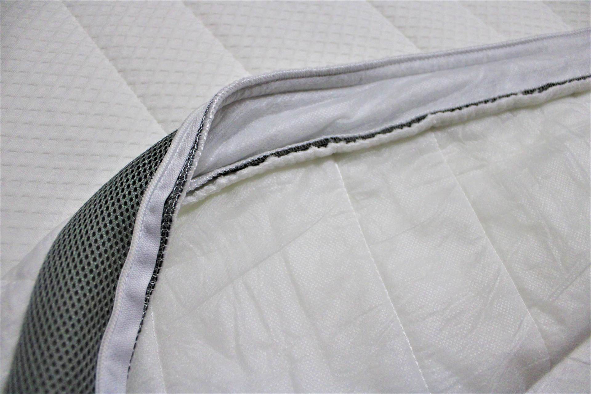 8hschott天然纯乳胶床垫测评,8h乳胶静音独立弹簧床垫m3ac