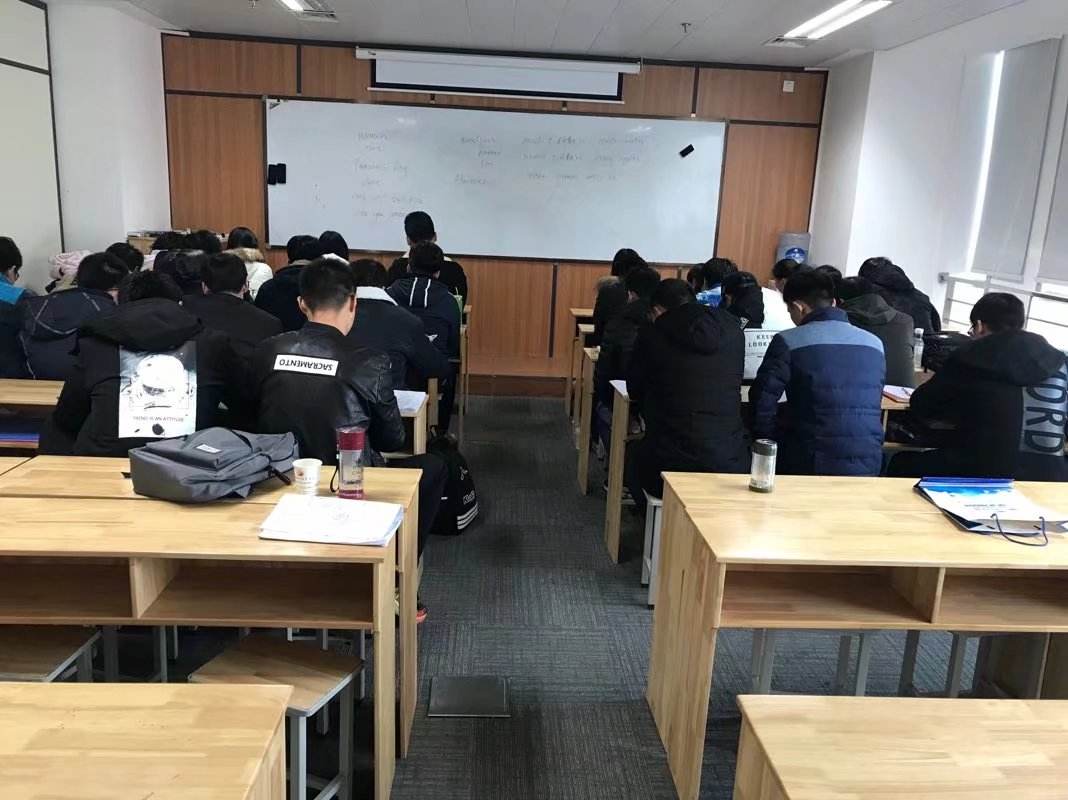 收到专科录取通知书能再复读吗,专科志愿填报了又想复读该咋办