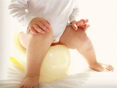 宝宝尿路感染每次尿都会哭吗,女宝宝一尿尿就哭闹是尿道感染么