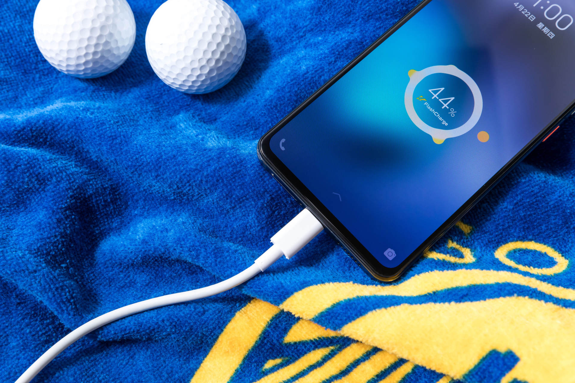 手机在什么情况下充电速度最快,100w快充给40w手机充电有什么影响