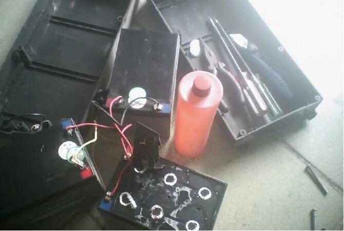 电瓶车电瓶加修复液有用吗,如何修复电瓶车电瓶