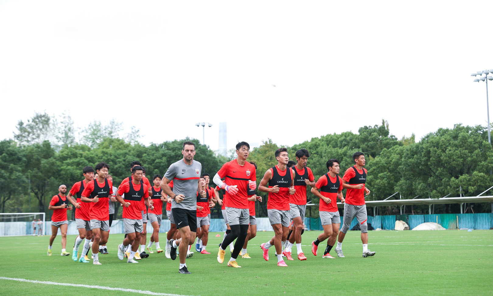 上海海港u18球员名字,山东三人篮球队员名单u18