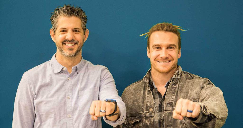 我爱老公，但每天戴钻戒上班实在不方便，怎么办？