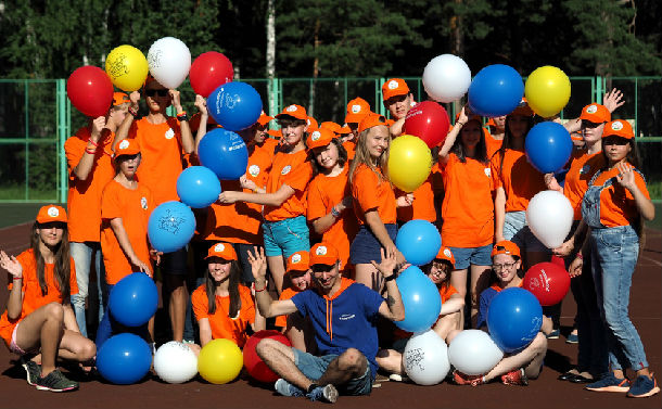 假期有必要让孩子参加夏令营吗,假期让孩子去夏令营还是出去旅游