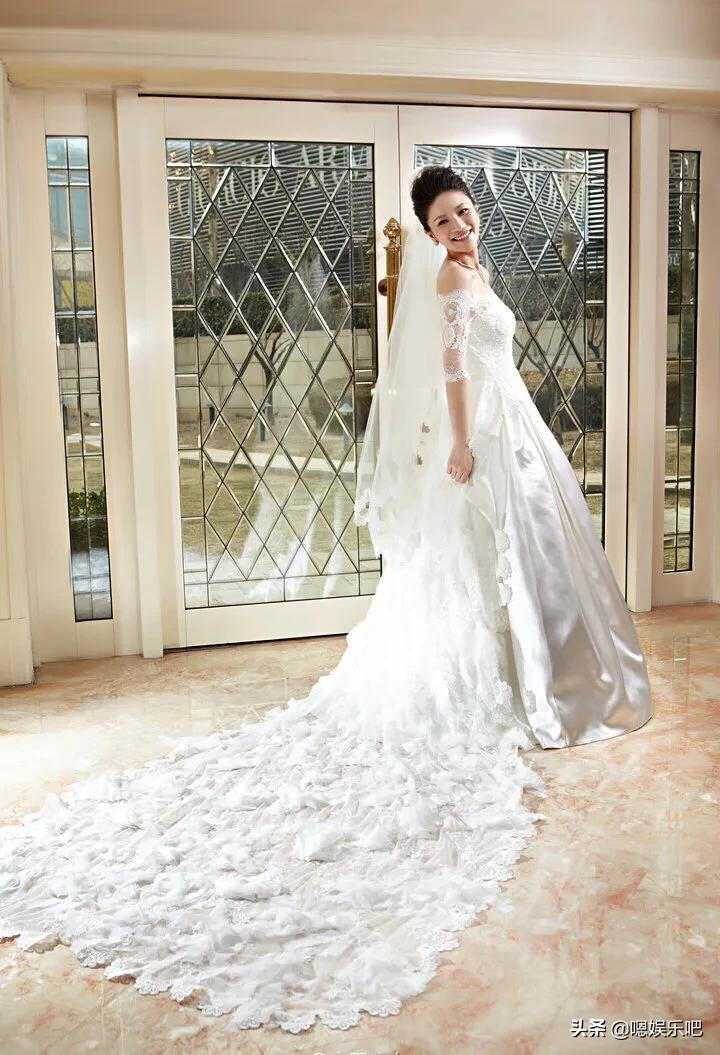 谢娜礼服女人味,谢娜穿旗袍惊艳