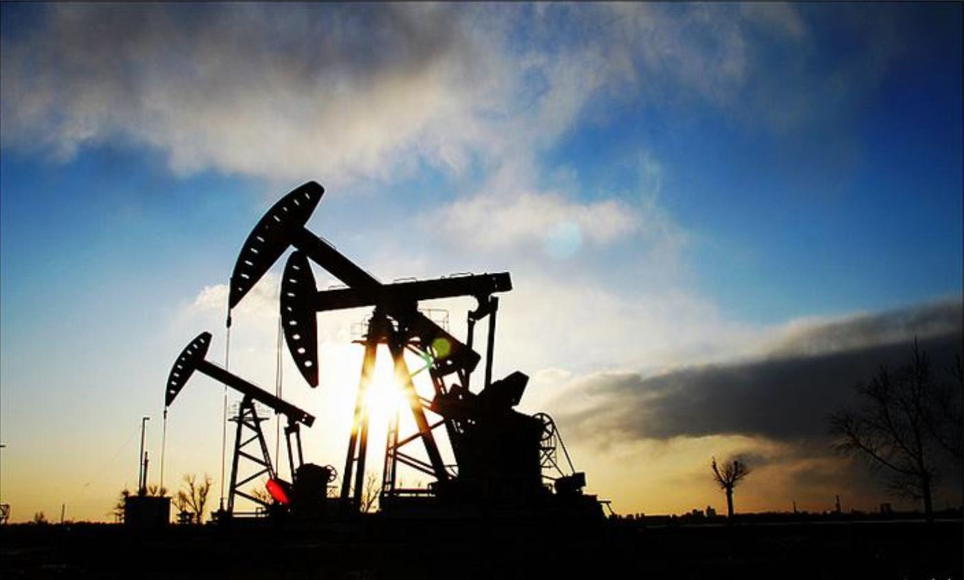 戈壁明珠克拉玛依油城,戈壁滩石油新城