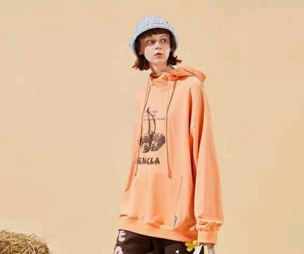 分享一件你买过最喜欢的衣服,一眼就心动的美式卫衣