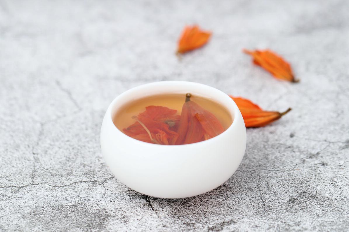 嗓子痒痰多用什么药止咳最好,喉咙痒有痰立刻止咳化痰的方法