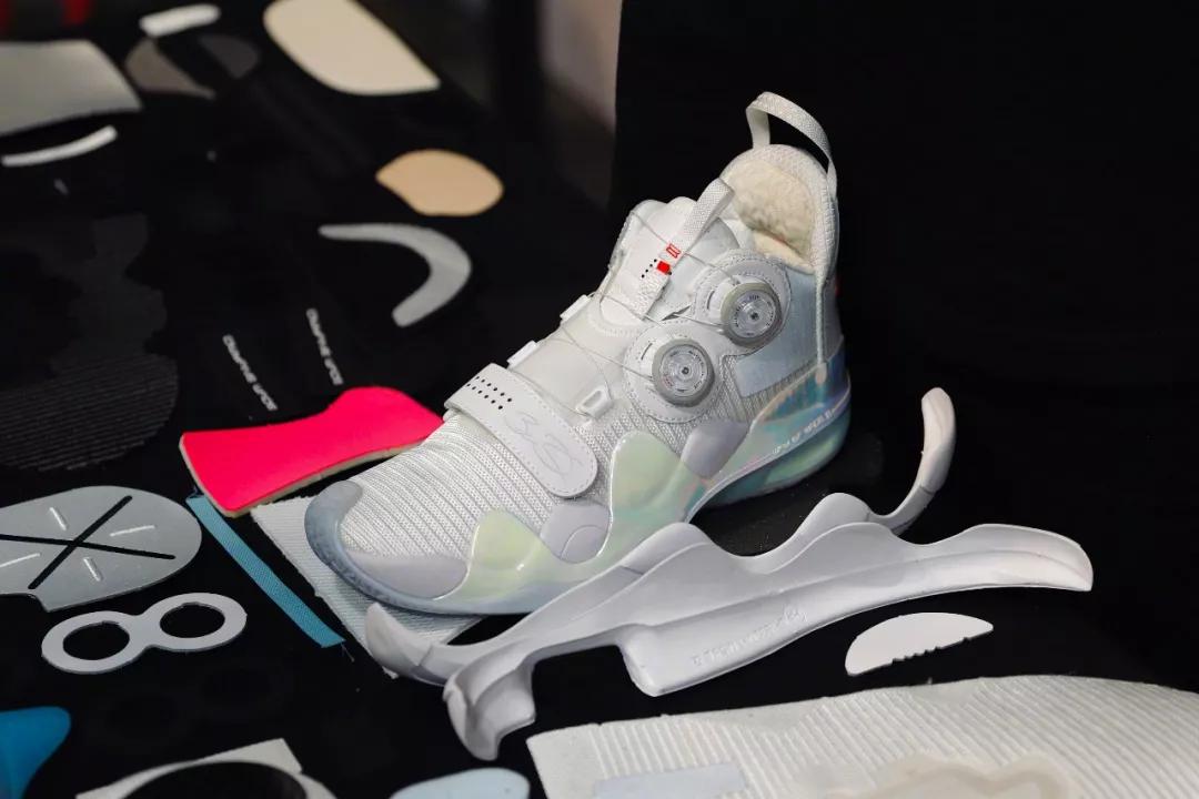 李宁韦德之道9设计师,李宁新出的板鞋韦德上脚