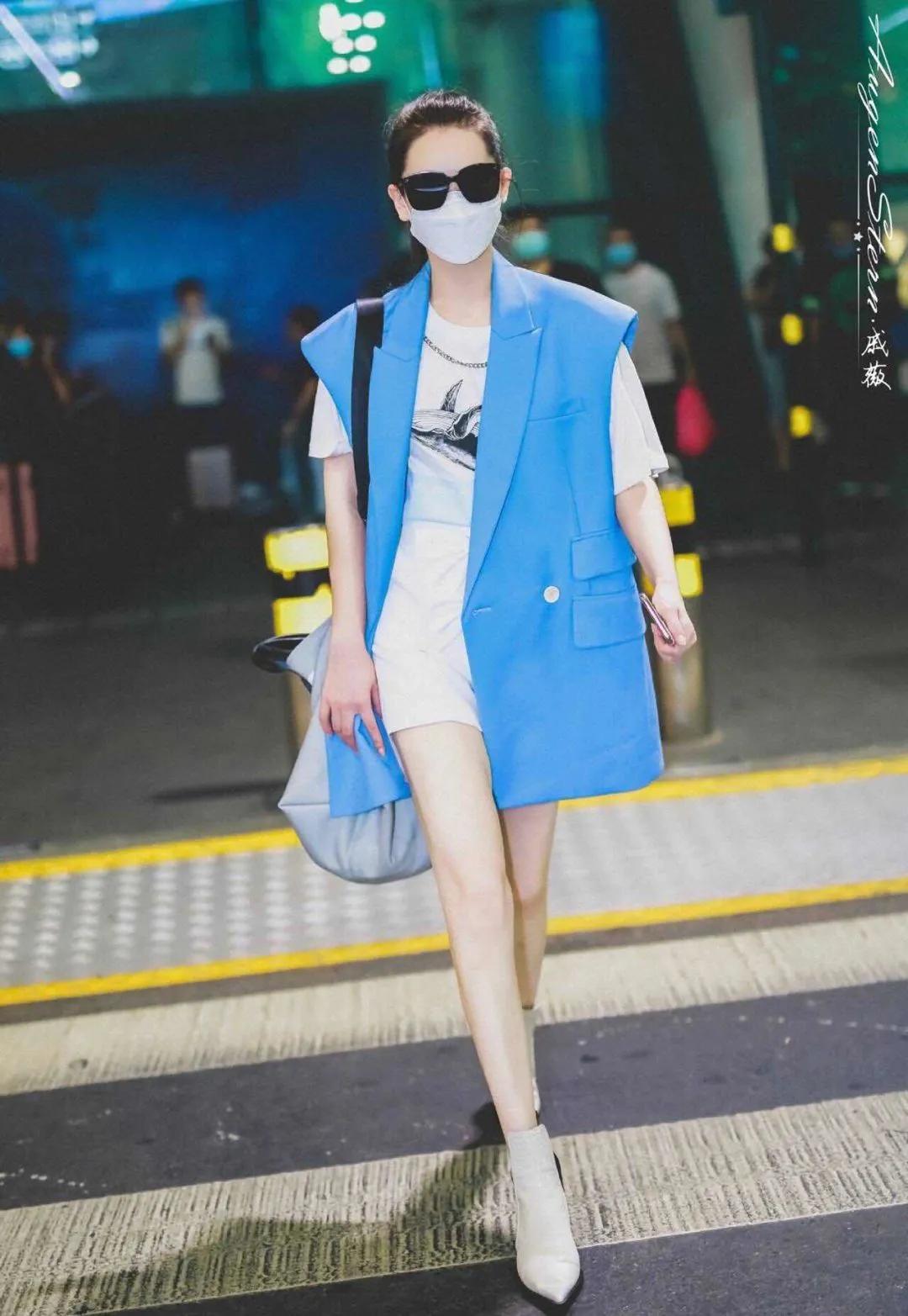 Jennie的马甲原来是学Kate Moss啊