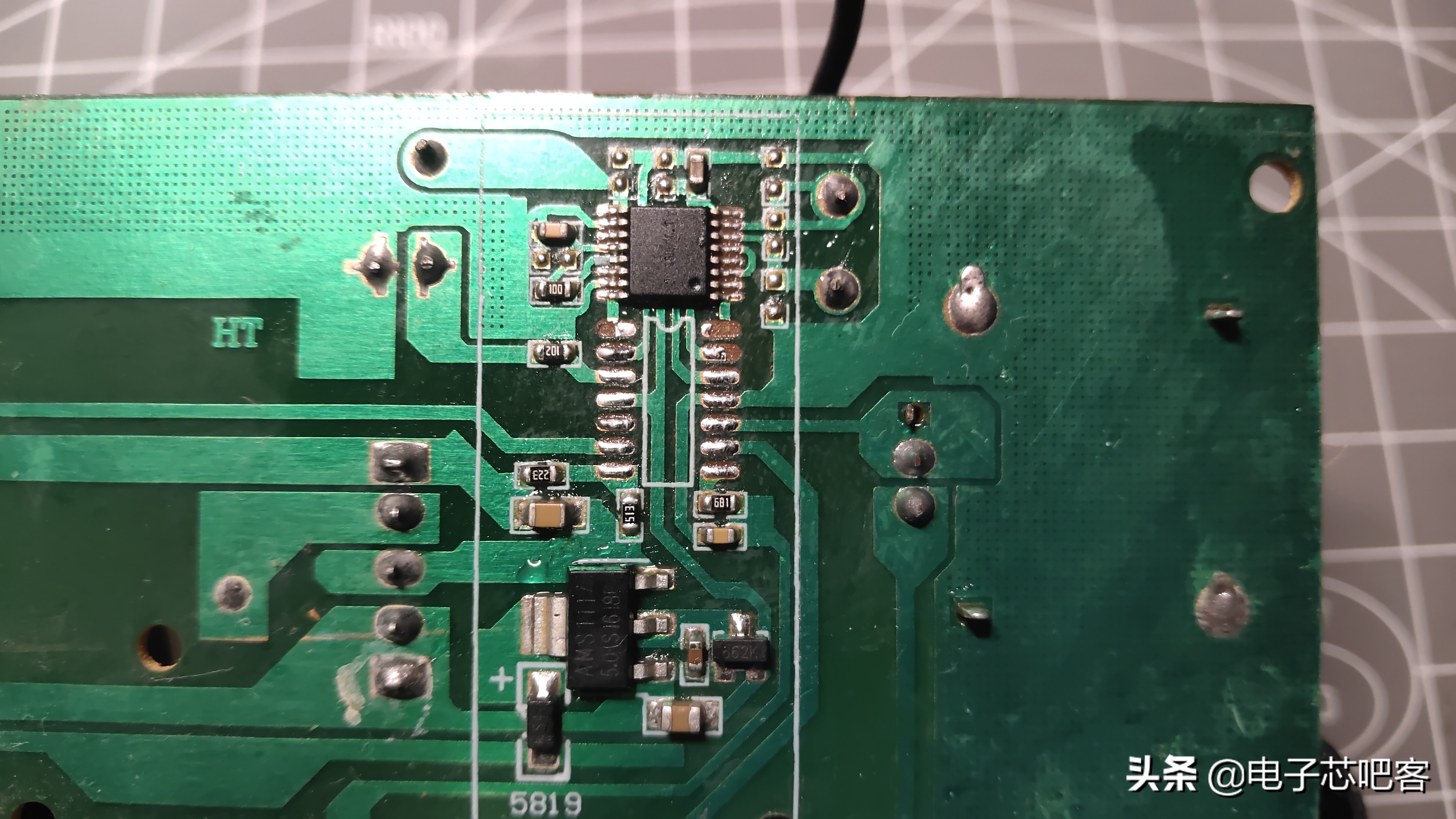 固定翼飞机遥控器坏了,遥控飞机遥控器坏了怎么修