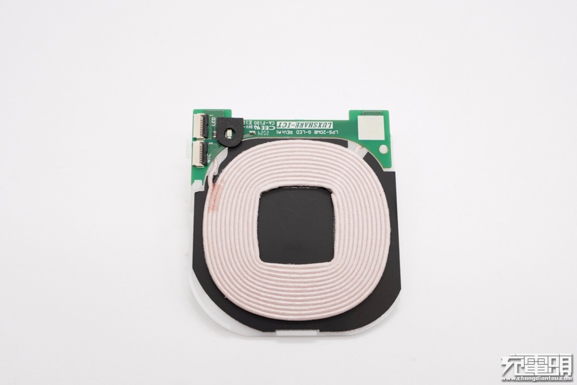 小米20w智能无线追踪式充电器缺点,小米智能追踪式无线充20w拆解