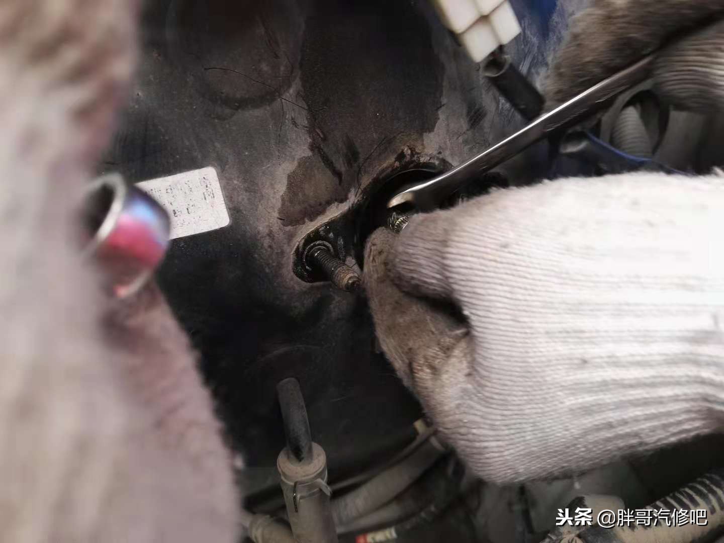 刹车太软解决方法会不会影响刹车,刹车太硬踩不动打不着火