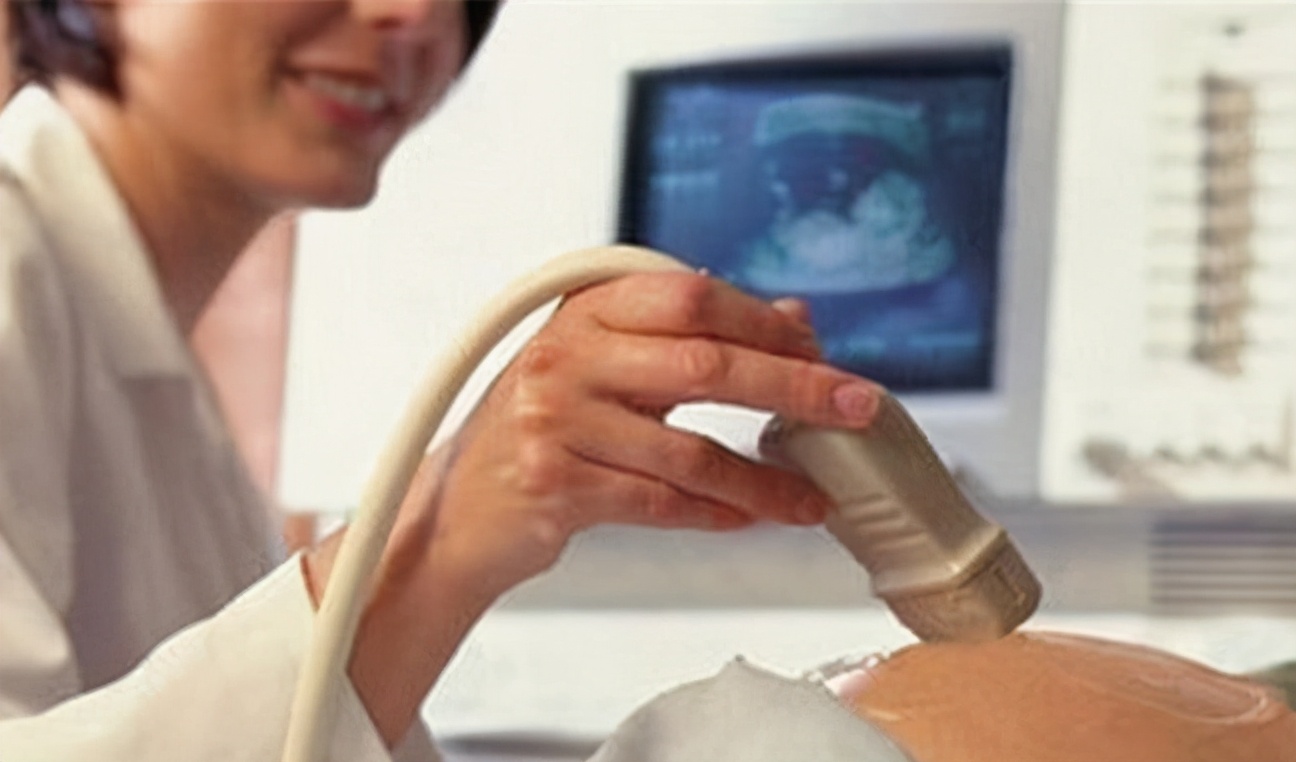 胎儿的健康状态有哪些表现,胎儿发育很好就是有液性暗区