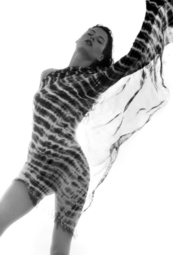 凯特摩丝否认曾遭德普家暴,凯特摩丝19岁采访