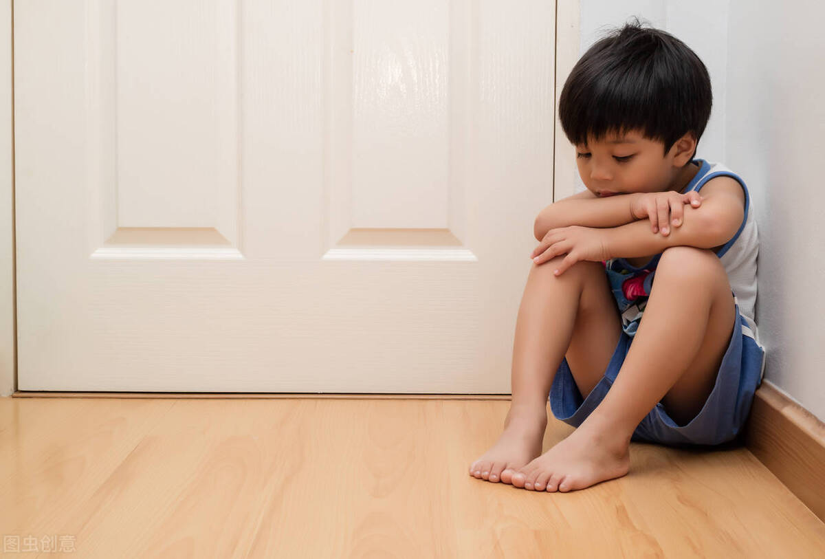 离异孩子自闭症应该怎么办,夫妻二人都有自闭症怎么办