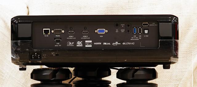 奥图码uhd4k投影仪,奥图码uhd518投影机真实流明