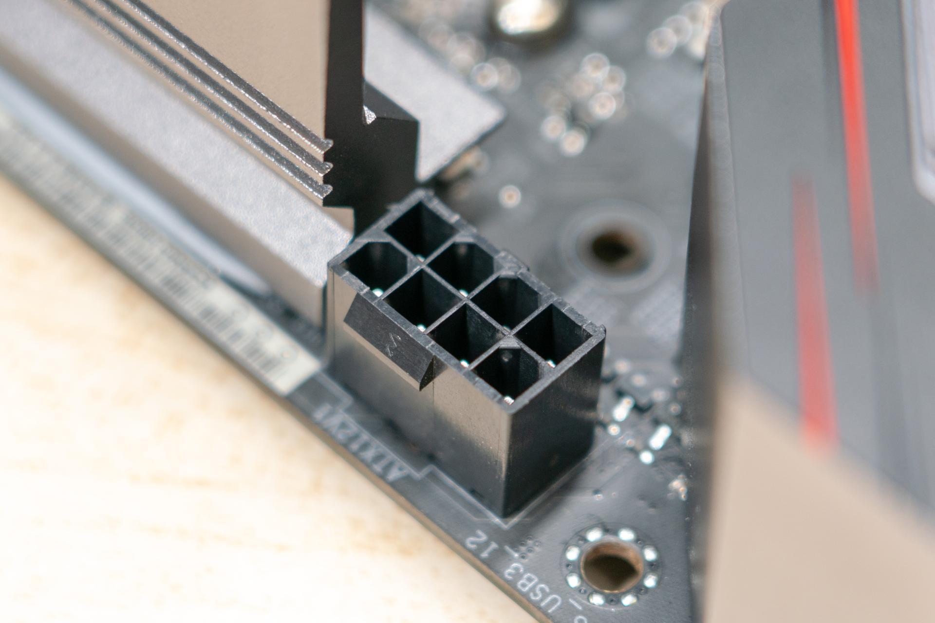 华擎x570phantomitx,华擎x570itx雷电3