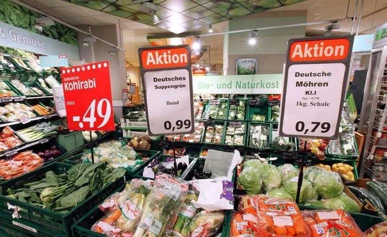 德国生活日常开销多少钱,一家三口在德国生活