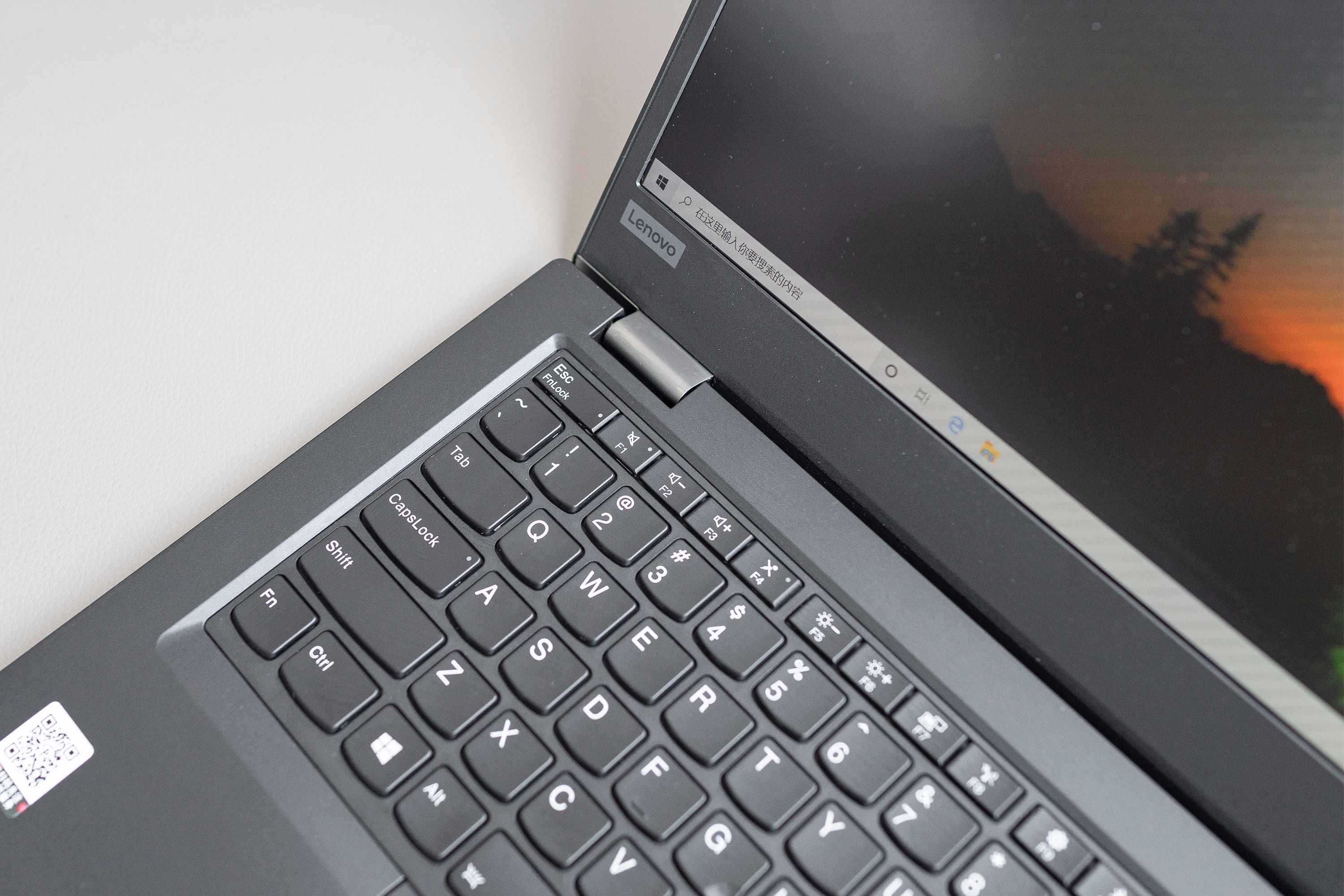 办公用苹果本还是thinkpad,越小巧越全面thinkpads2上手体验