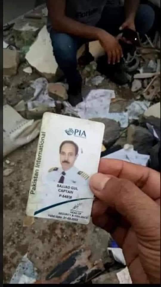 声嘶力竭坠民区,回顾巴基斯坦航空8303航班2020.5.22卡拉奇空难