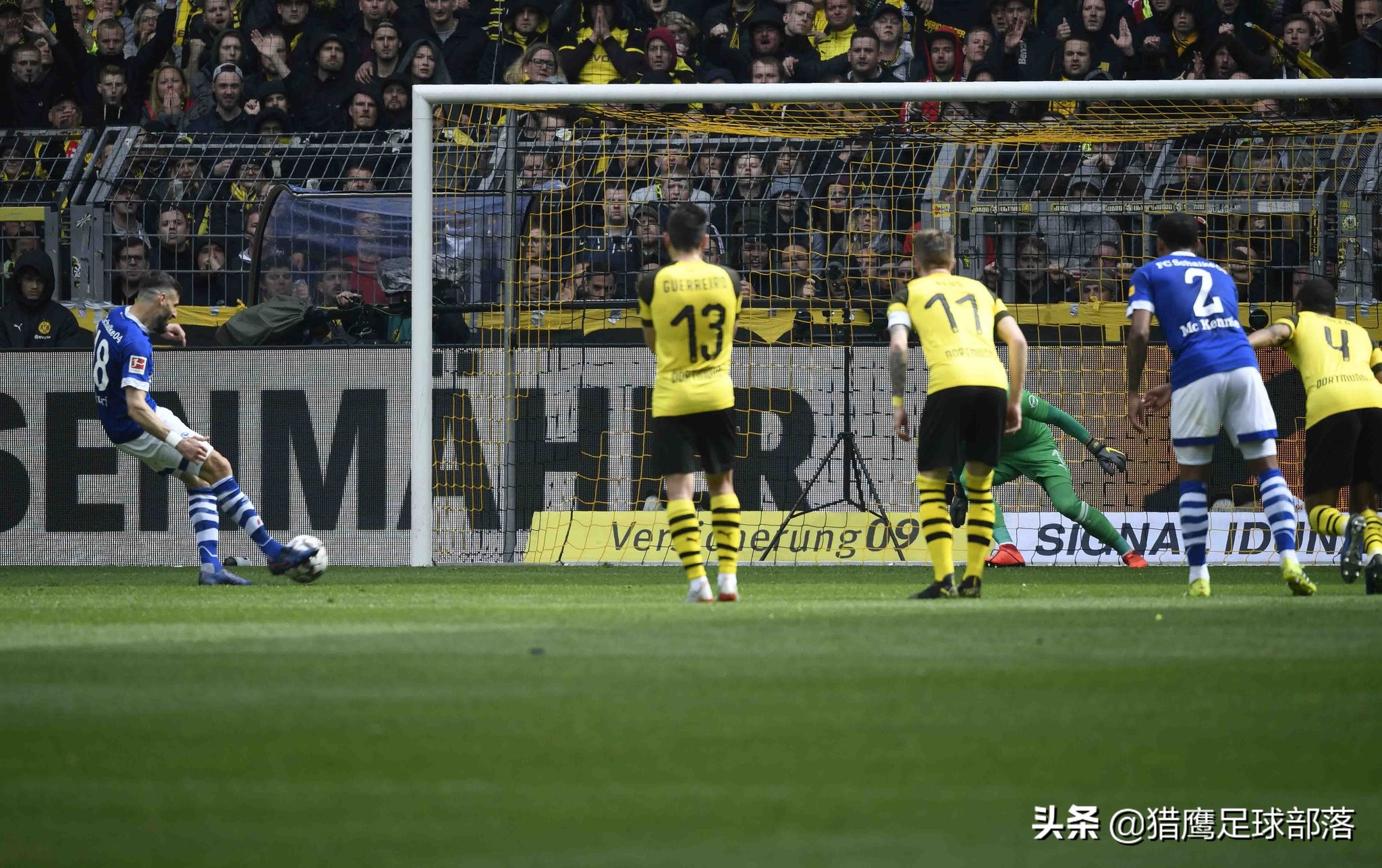 一场2比4让昔日劲旅获保级关键3分，德甲七连霸球队呼之欲出